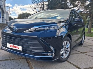 2025 Toyota Sienna IV, чёрный, 4762852 рублей, вид 2