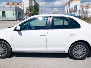 2008 Volkswagen Jetta V, белый, 440000 рублей, вид 3