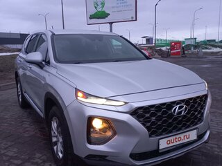 2018 Hyundai Santa Fe IV, серебристый, 2500000 рублей, вид 2