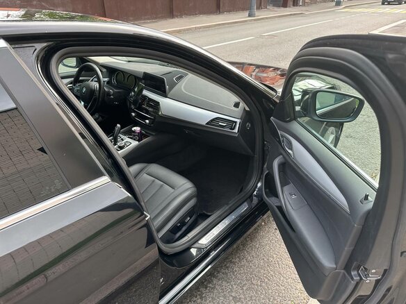 2019 BMW 5 серии 520d VII (G30/G31/G38), чёрный, 2450000 рублей - вид 8