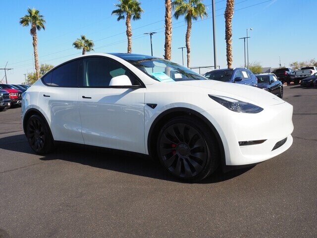 Открыть фотографии: Tesla Model Y I