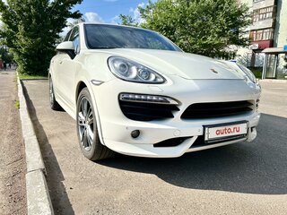 2010 Porsche Cayenne S II (958), белый, 2150000 рублей, вид 3