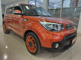 2017 Kia Soul II Рестайлинг, оранжевый, 1239000 рублей, вид 2