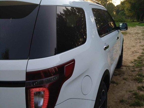 2014 Ford Explorer Sport V, белый, 2650000 рублей - вид 29