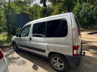 2011 Peugeot Partner I Рестайлинг, серебристый, 410000 рублей, вид 3