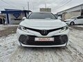 2018 Toyota Camry VIII (XV70), белый, 2450000 рублей - вид 2