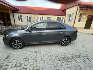 2022 Volkswagen Polo VI, серый, 2240000 рублей, вид 4