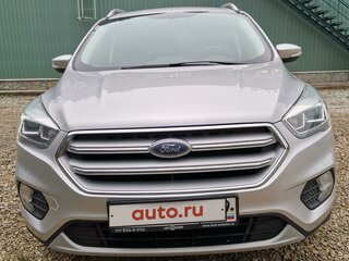 2018 Ford Kuga II Рестайлинг, серебристый, 1670000 рублей, вид 1