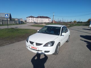 2003 Mitsubishi Lancer Cedia IX, белый, 320000 рублей, вид 1