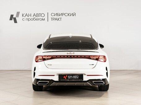 2021 Kia K5 III, белый, 2290000 рублей, вид 4