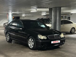 2005 Mercedes-Benz C-Класс 230 II (W203) Рестайлинг, чёрный, 270000 рублей, вид 4