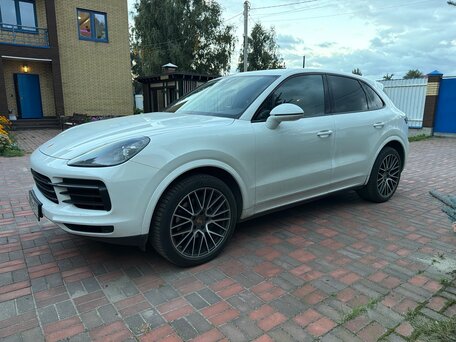 2020 Porsche Cayenne III, белый, 7000000 рублей, вид 1