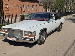 1988 Cadillac Brougham, белый, 2800000 рублей, вид 2