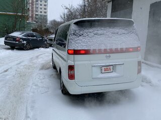 2007 Nissan Elgrand II (E51), белый, 1100000 рублей, вид 4