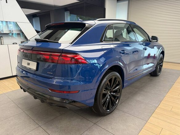 2025 Audi Q8 45 TDI I (4M) Рестайлинг, синий - вид 4