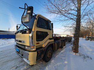 2006 Nissan Diesel, жёлтый, 1700000 рублей, вид 3