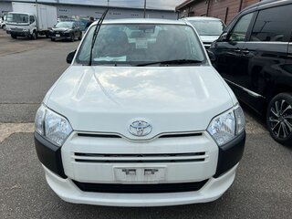 2019 Toyota Probox I Рестайлинг, белый, 1320000 рублей, вид 2