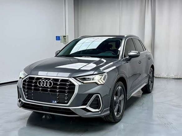 2023 Audi Q3 35 TFSI II (F3), серый, 2789666 рублей - вид 2