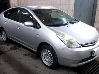 2007 Toyota Prius II Рестайлинг (XW20), серебристый, 695000 рублей, вид 4