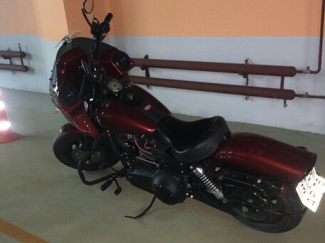 2009 Harley-Davidson Fat Bob, красный, 900000 рублей, вид 3