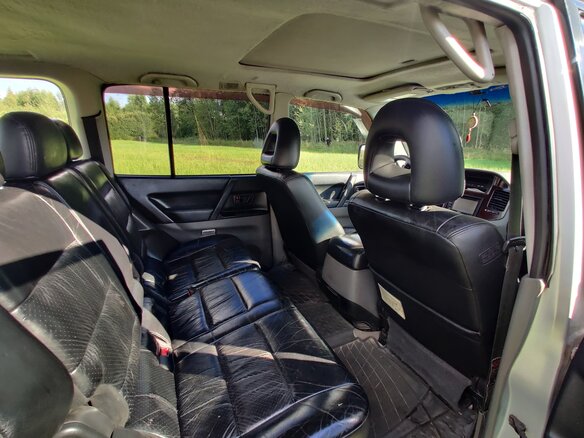 2001 Mitsubishi Montero III, серый, 680000 рублей - вид 15