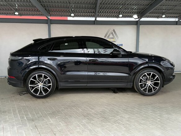 2020 Porsche Cayenne Coupé III, чёрный - вид 5