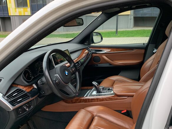 2015 BMW X5 M50d III (F15), белый, 3800000 рублей - вид 7