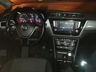 2017 Volkswagen Touran II, белый, 1426401 рублей, вид 5
