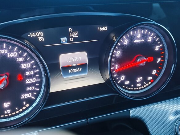 2019 Mercedes-Benz E-Класс 200 V (W213, S213, C238), чёрный, 3500000 рублей - вид 3