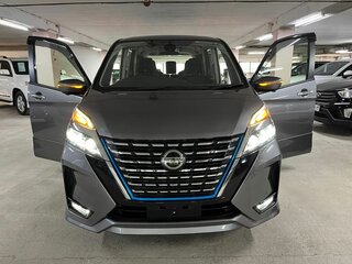2020 Nissan Serena V (C27) Рестайлинг, серый, 2490000 рублей, вид 4