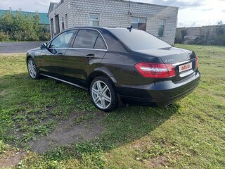2012 Mercedes-Benz E-Класс 200 7G-Tronic IV (W212, S212, C207), чёрный, 1700000 рублей, вид 4