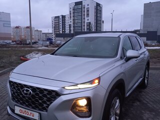 2018 Hyundai Santa Fe IV, серебристый, 2500000 рублей, вид 1