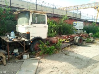 1991 Mercedes-Benz T1, жёлтый, 800000 рублей, вид 2