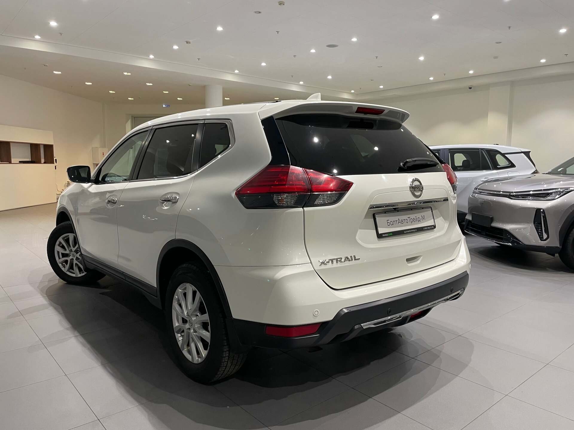 Автомобиль Nissan X-Trail 2.0 CVT (144 л.с.) - 4
