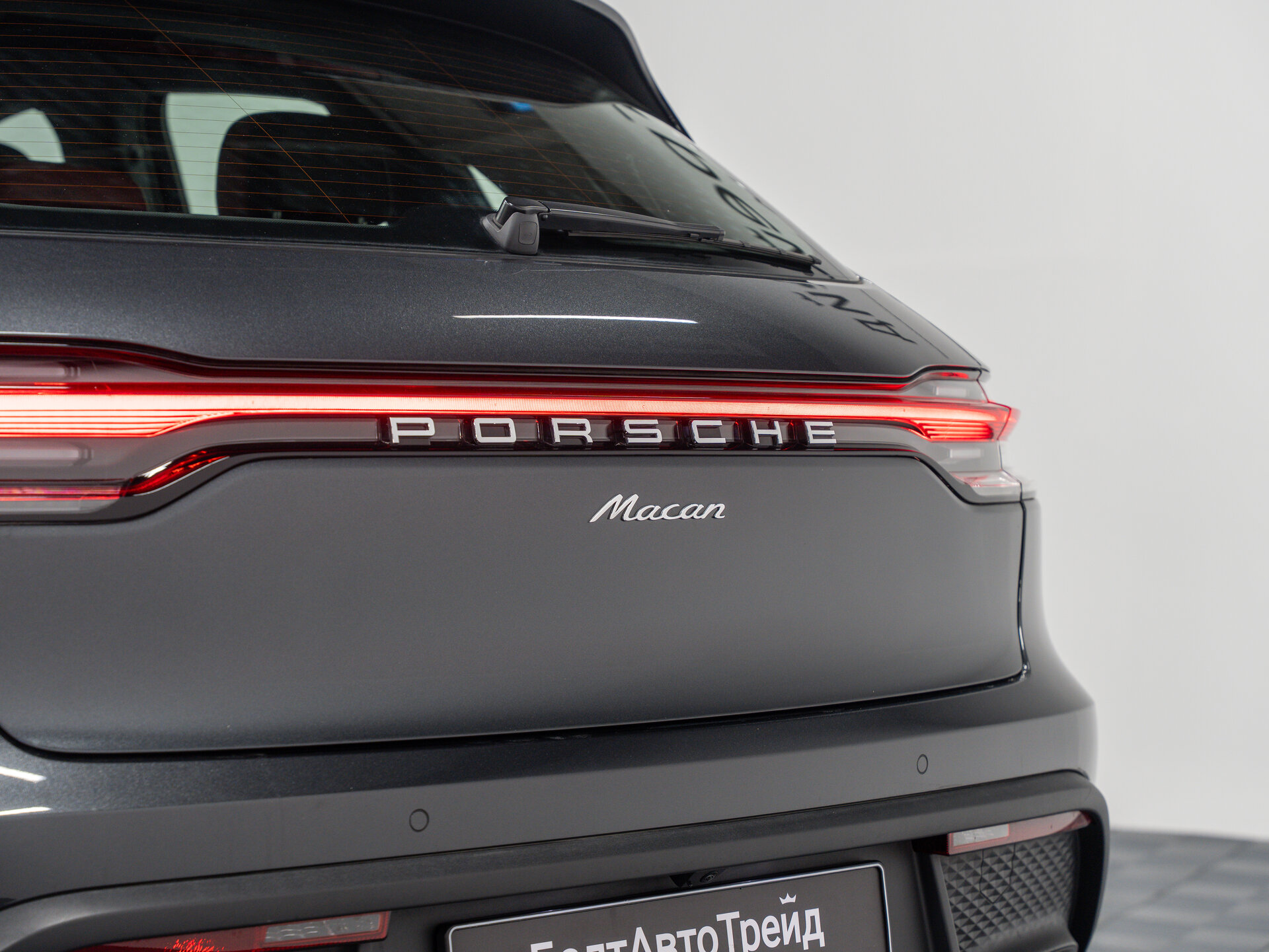 Автомобиль Porsche Macan 2.0 AMT (265 л.с.) 4WD - 11