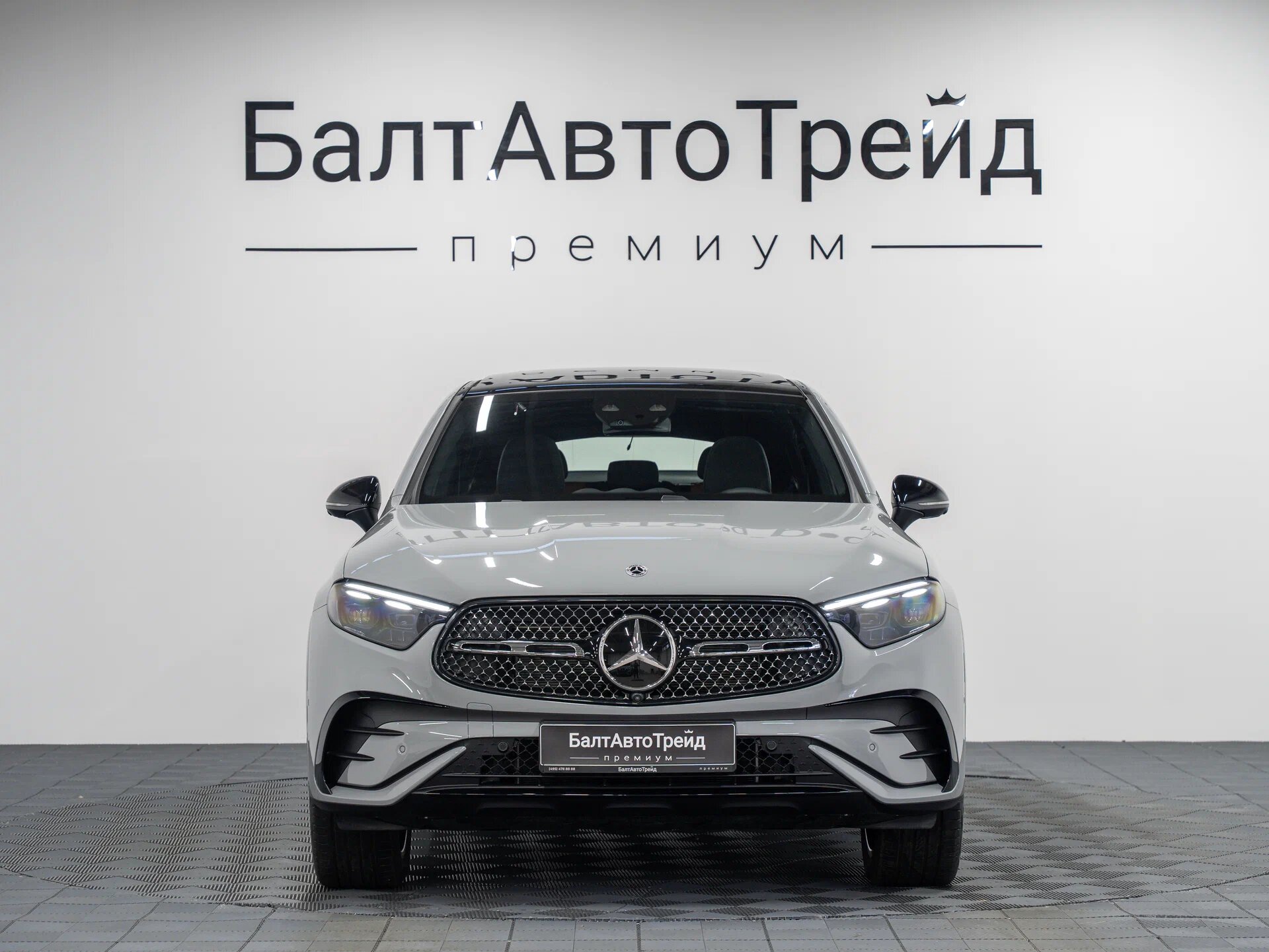 Автомобиль Mercedes-Benz GLC Coupe 300 2.0 AT (258 л.с.) 4WD - 4
