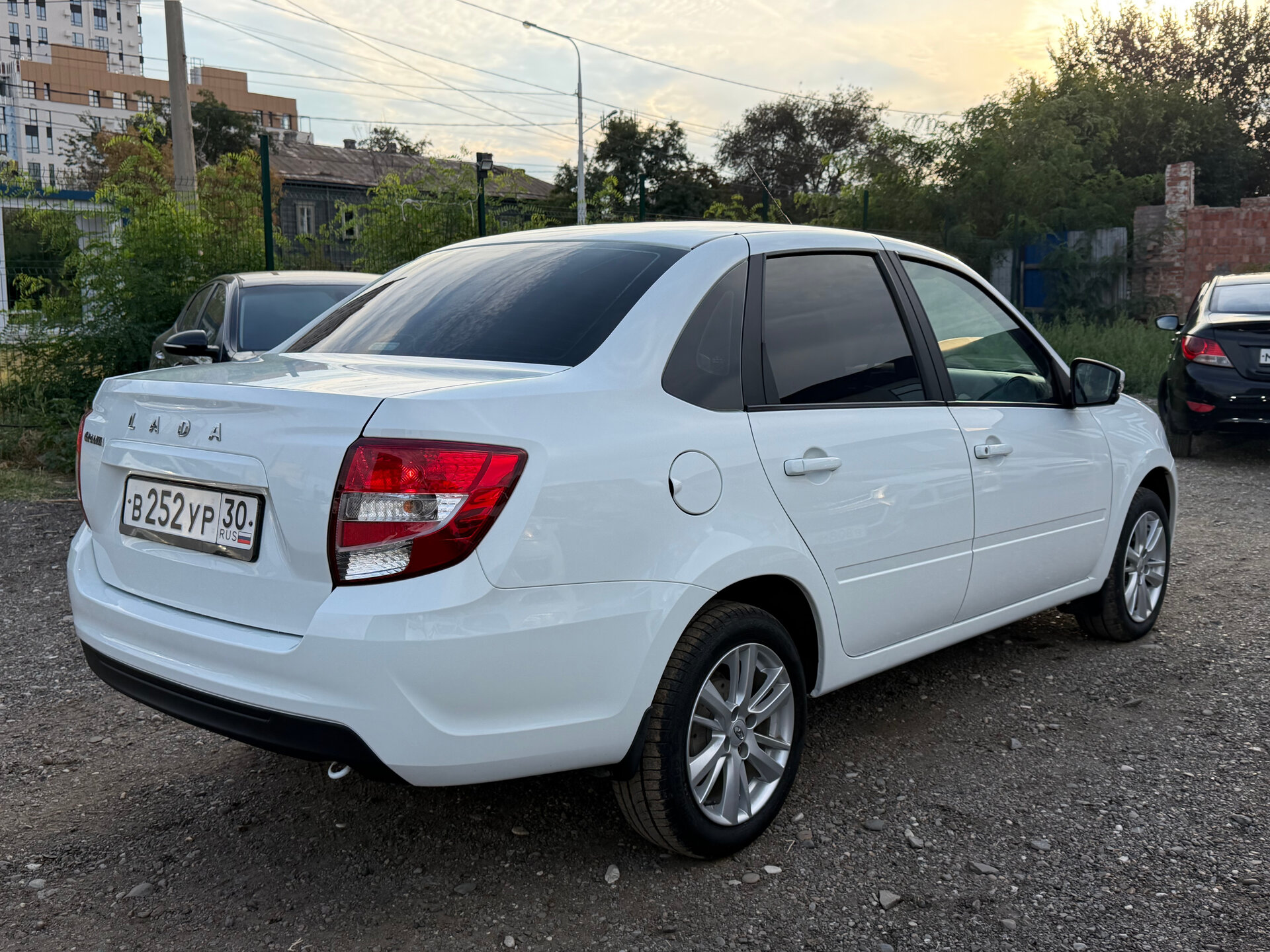 Lada (ВАЗ) Granta 