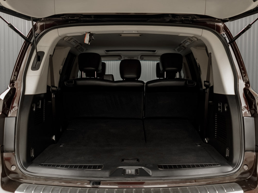 Купить Infiniti QX56 5.6 AT (405 л.с.) 4WD, 2011 в Екатеренбурге