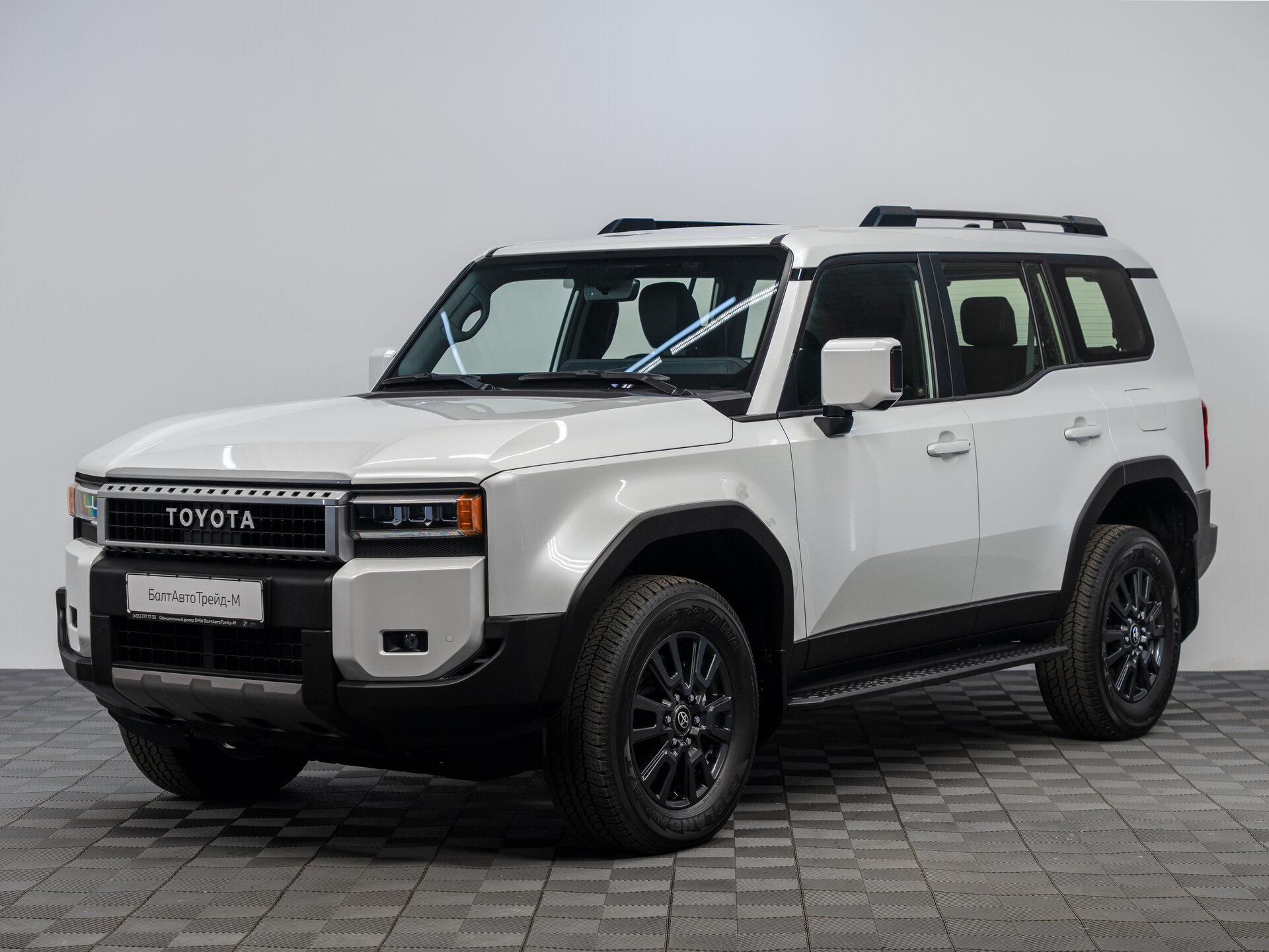 Автомобиль Toyota Land Cruiser Prado 2.8d AT (204 л.с.) 4WD - 1