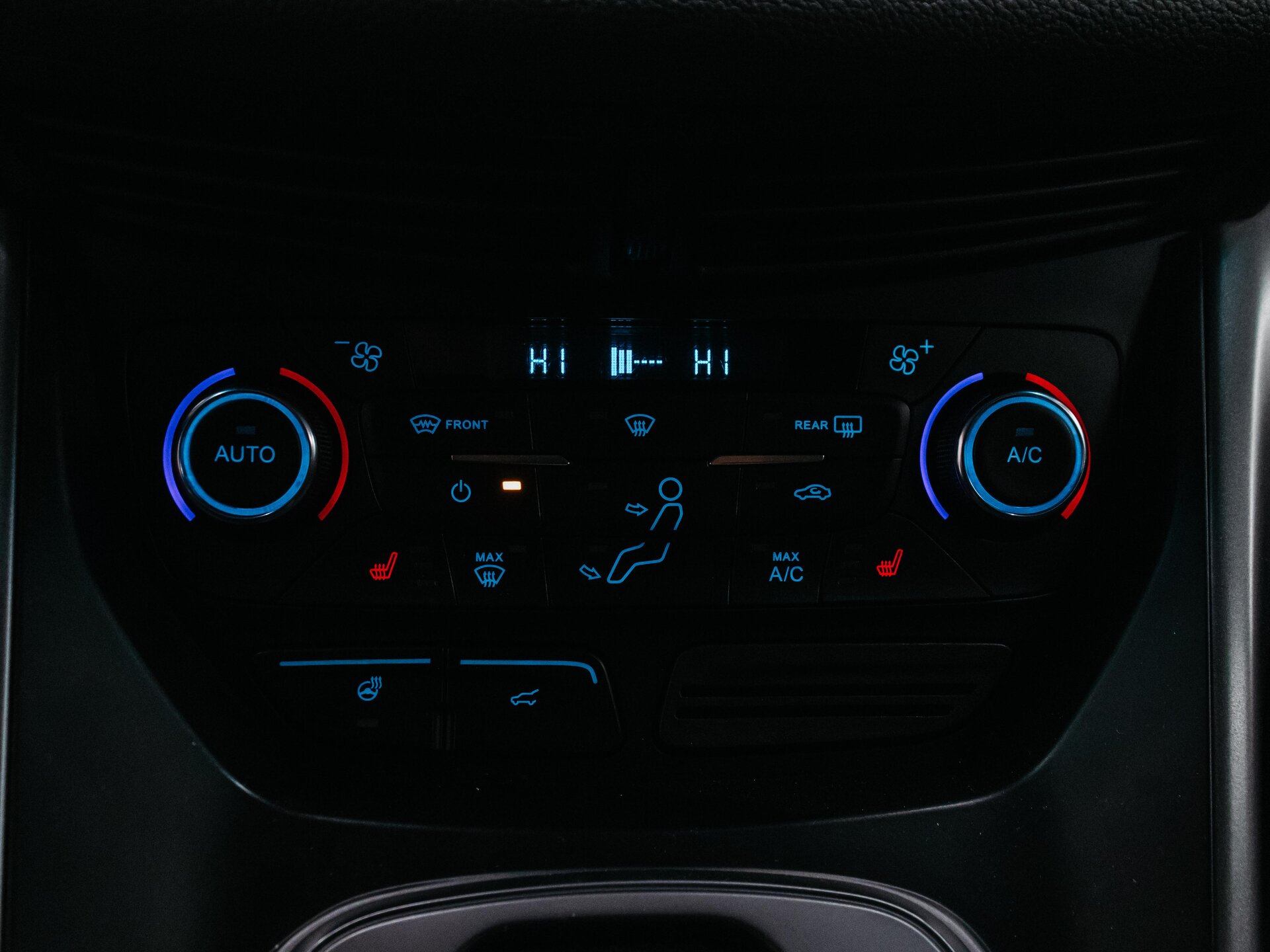 Ford Kuga 2018 23