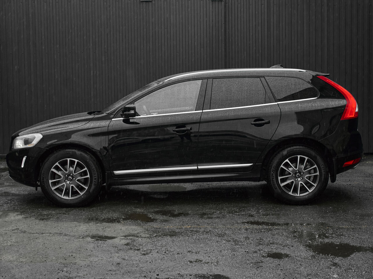 Купить Volvo XC60 2.4d AT (181 л.с.) 4WD, 2014 в Екатеренбурге