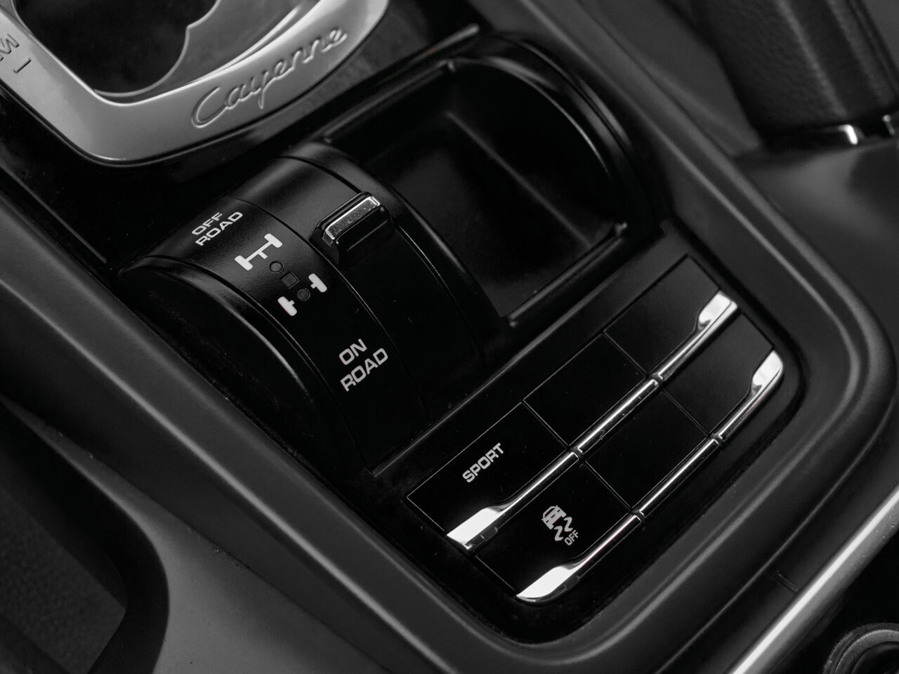 Купить Porsche Cayenne Diesel 3.0d AT (245 л.с.) 4WD, 2015 в Екатеренбурге