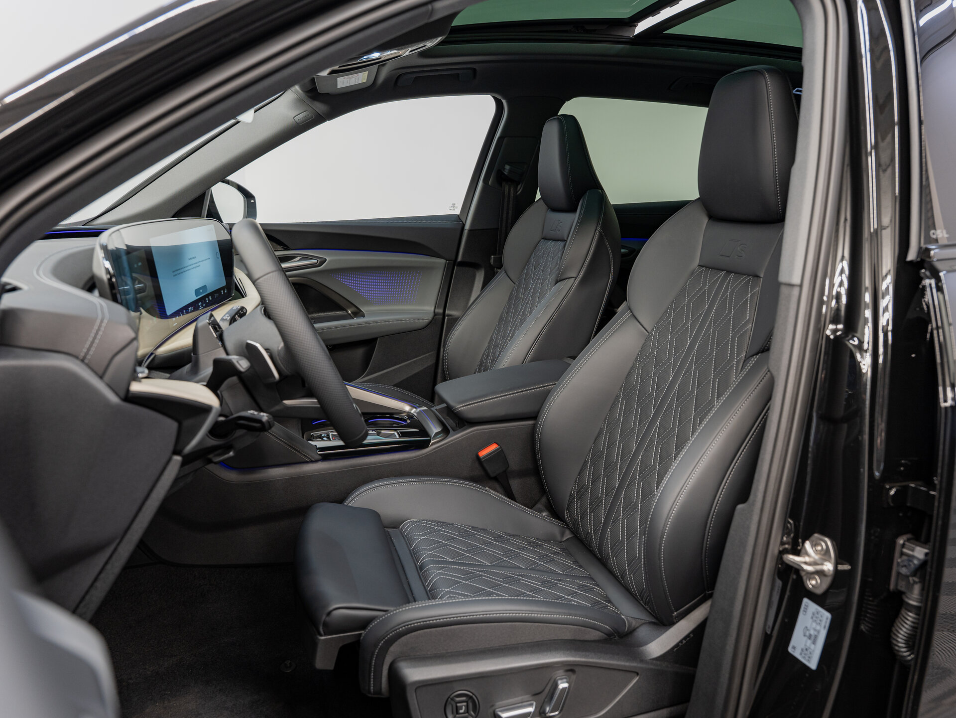 Автомобиль Audi Q5 L 2.0 AMT (204 л.с.) 4WD - 20
