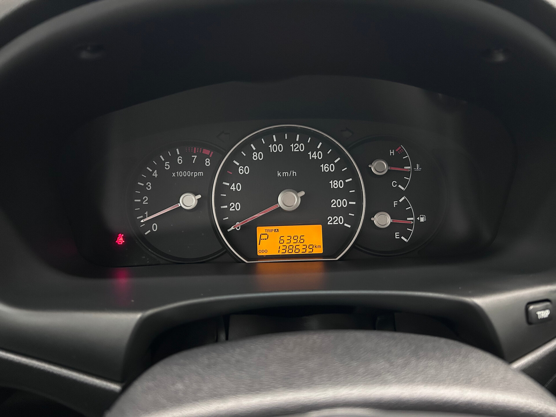 Kia Carens 2011 25