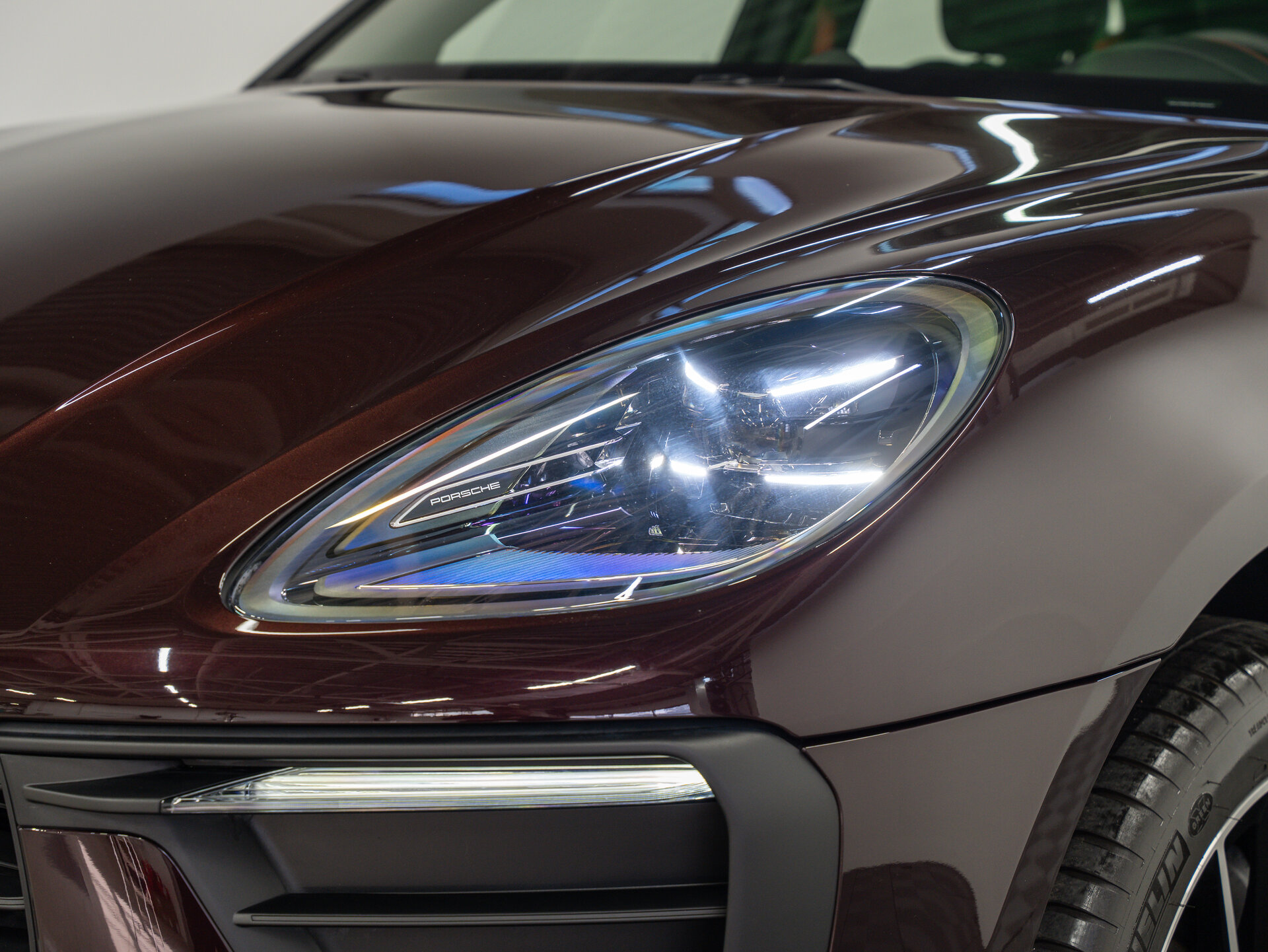 Автомобиль Porsche Macan 2.0 AMT (265 л.с.) 4WD - 2