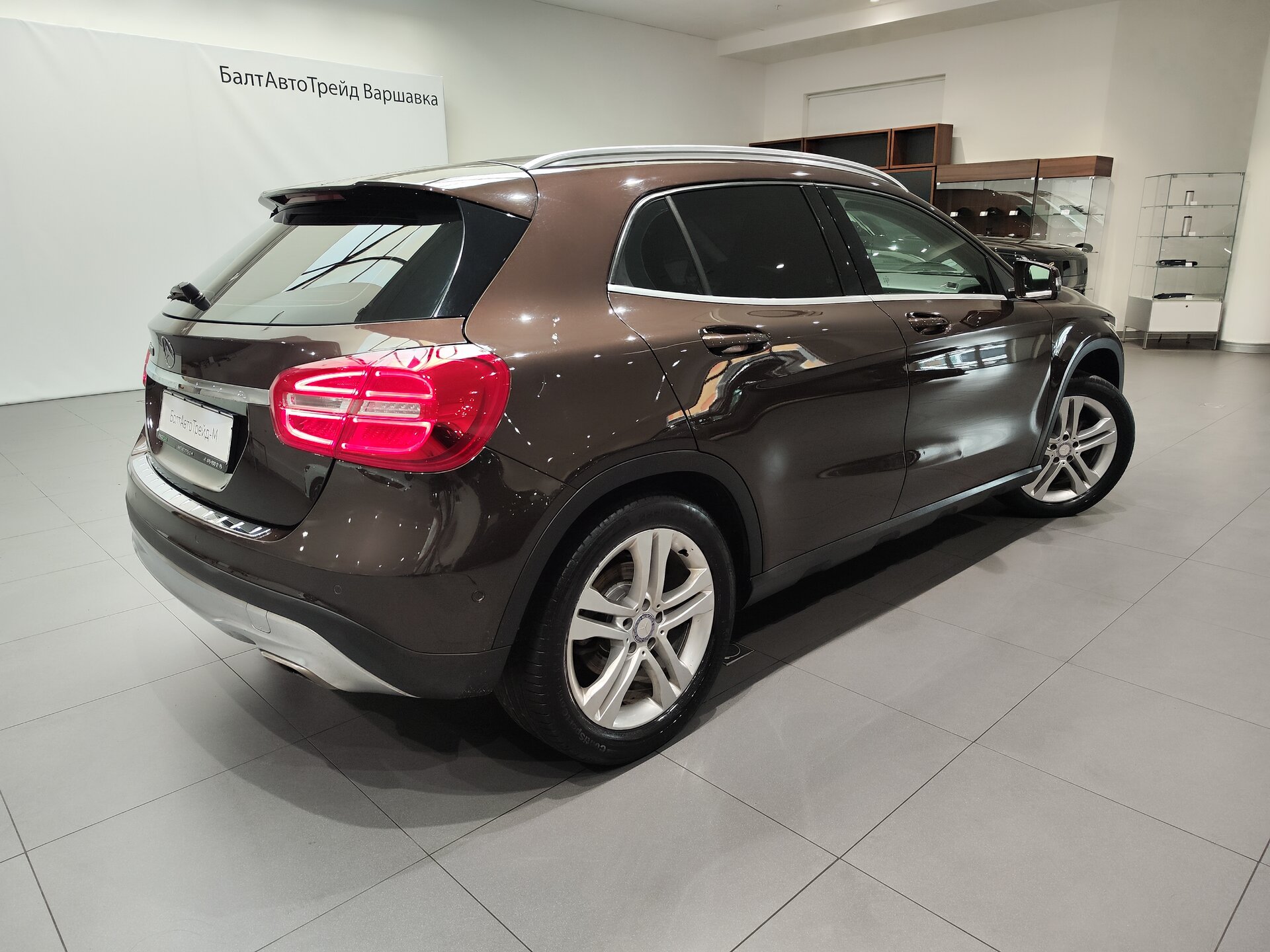 Автомобиль Mercedes-Benz GLA 200 1.6 AMT (156 л.с.) - 6