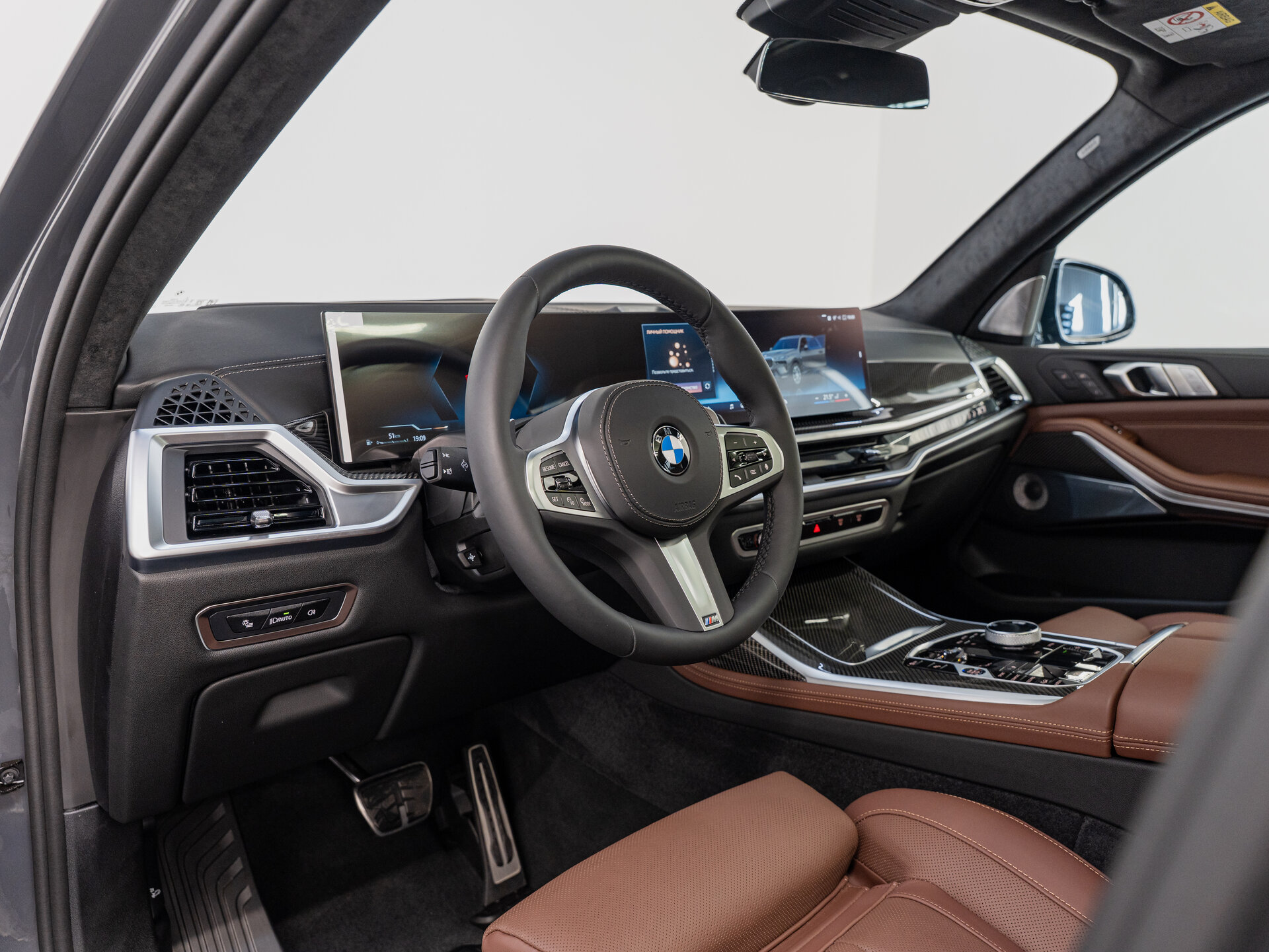 Автомобиль BMW X7 40d 3.0d AT (340 л.с.) 4WD - 11