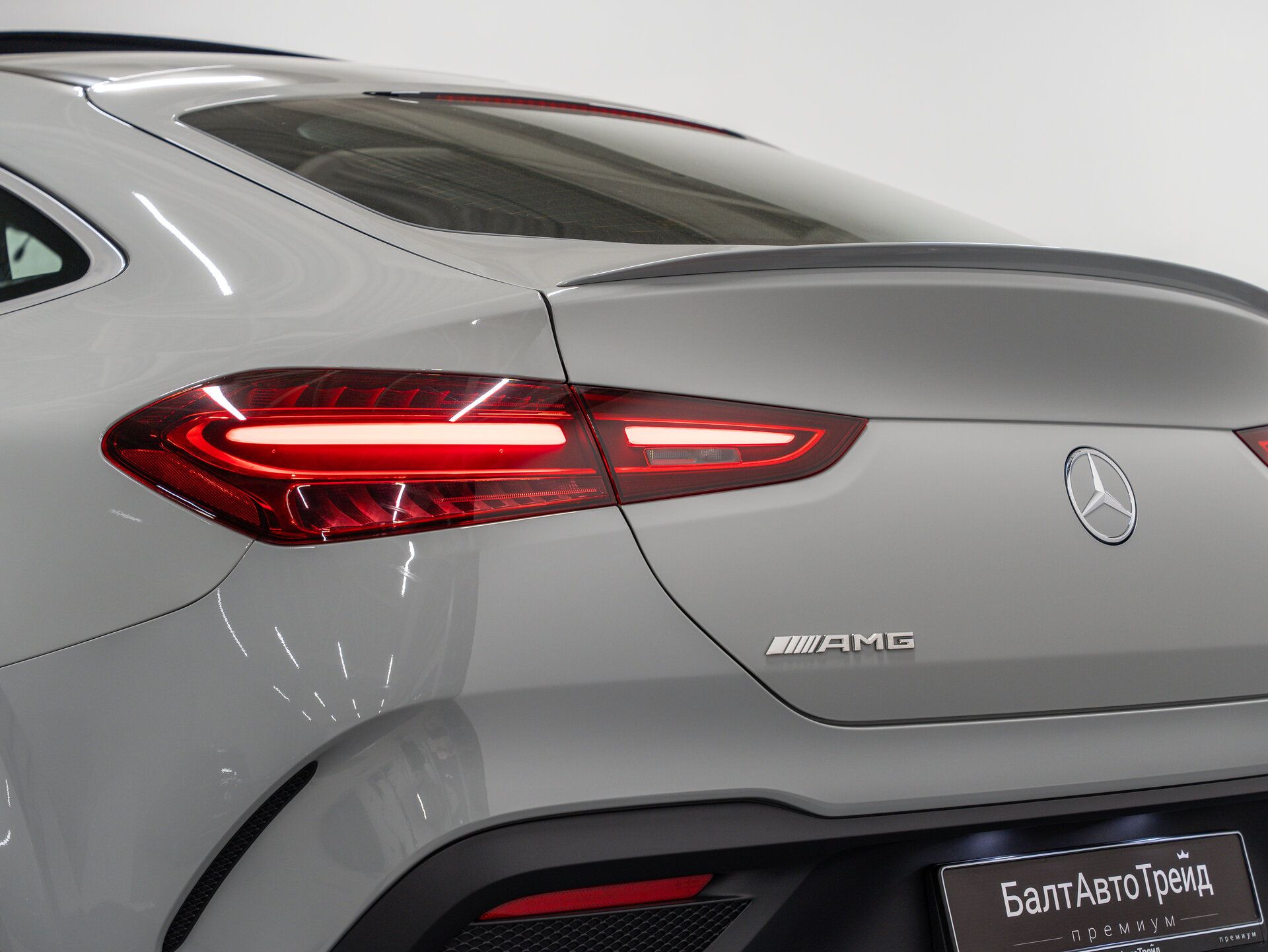Автомобиль Mercedes-Benz GLE Coupe AMG 53 AMG 3.0 AT (435 л.с.) 4WD - 11