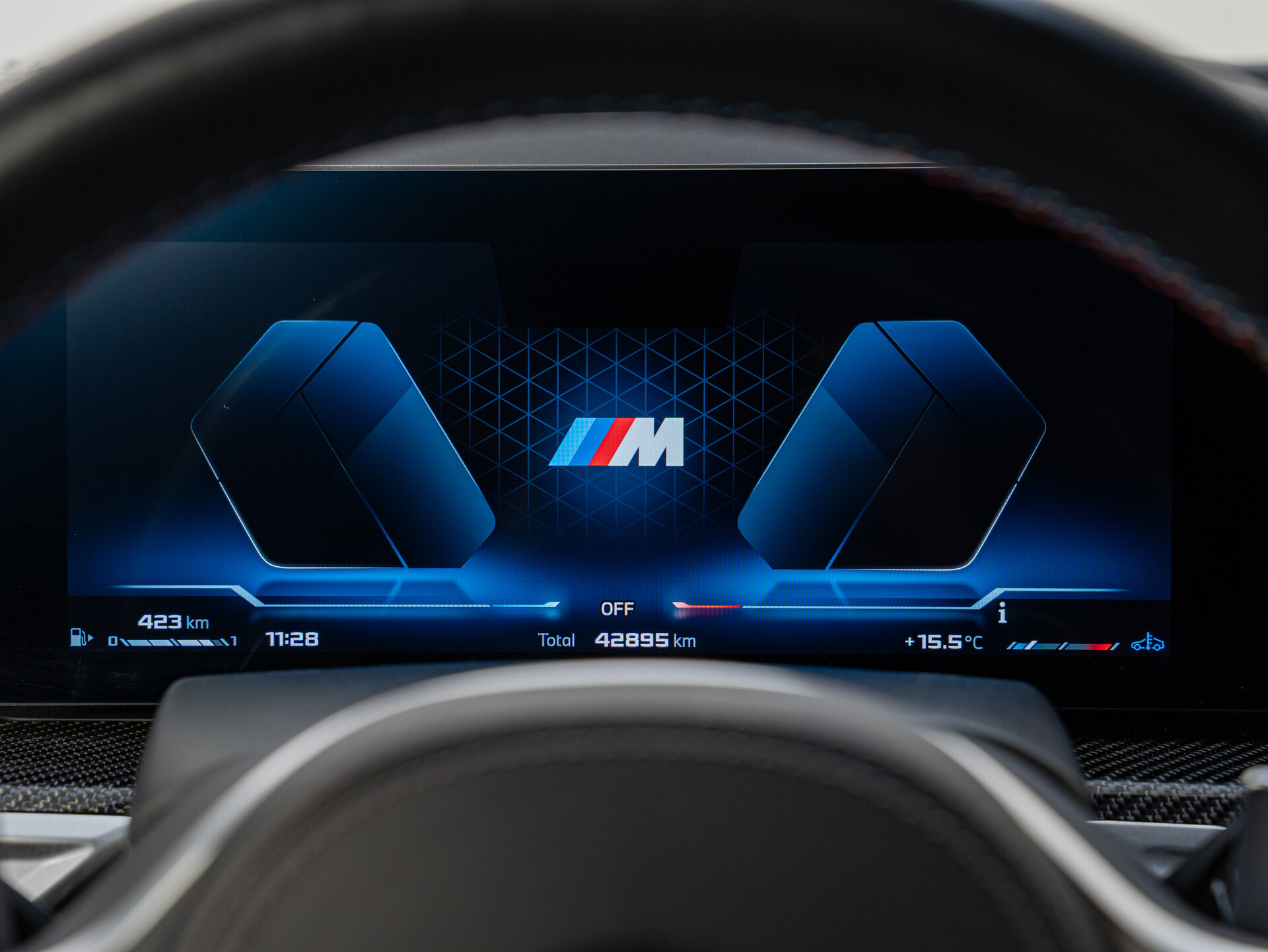Автомобиль BMW X5 M60i 4.4 AT (530 л.с.) 4WD - 14