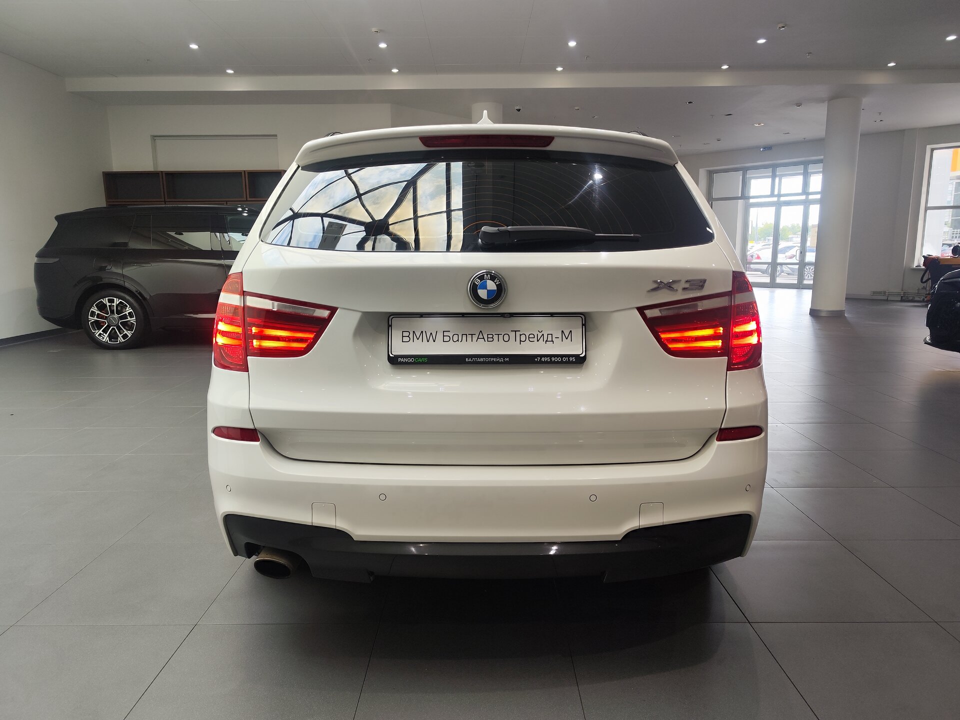 Автомобиль BMW X3 20i xDrive 2.0 AT (184 л.с.) 4WD - 5
